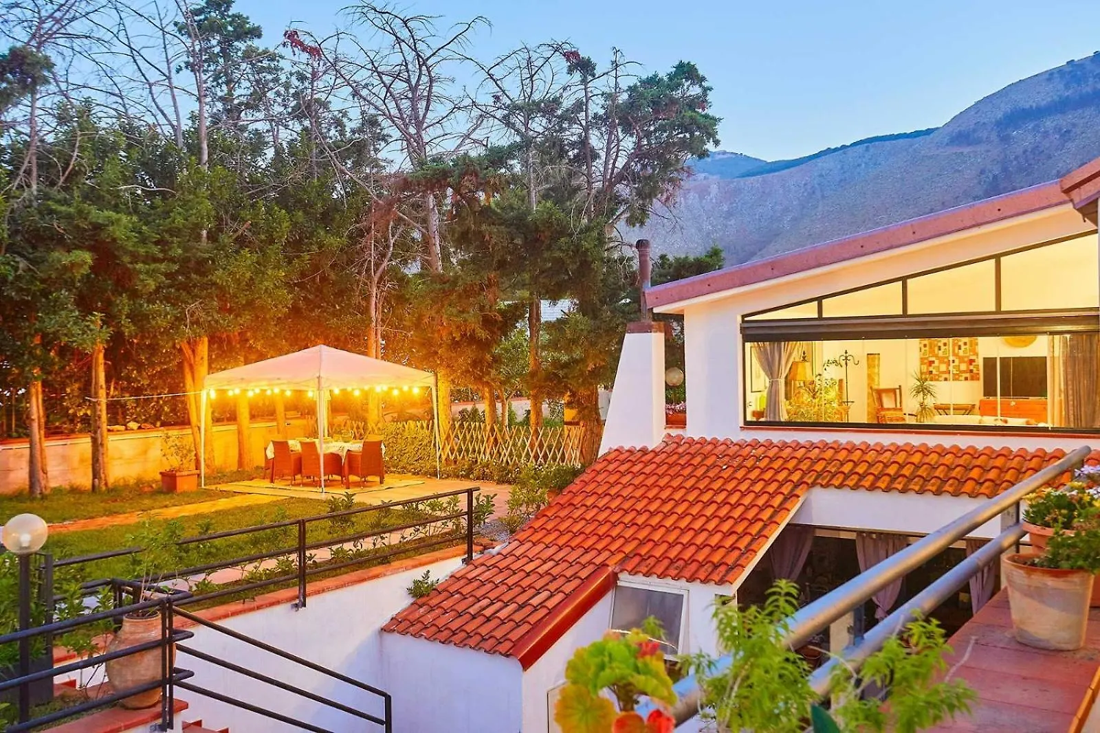 Holiday home Villa Emma - Luxury Palermo